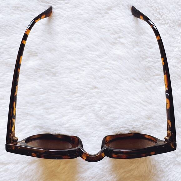 Pablo Tortoise Brown Round Sunglasses - Picture 4 of 12